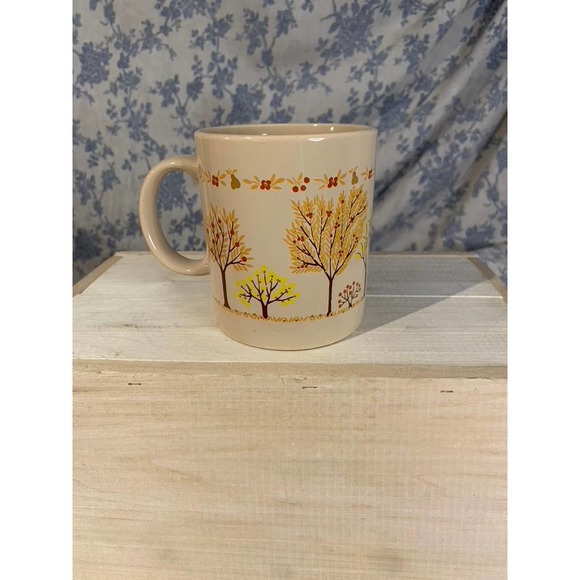 unknown | Dining | Vintage Fall Autumn Foliage 4 Mug Japan | Poshmark